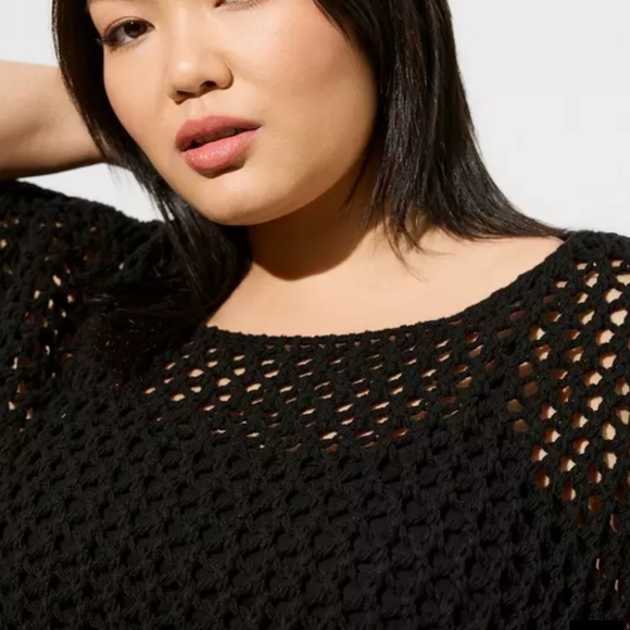 Torrid Open Stitch Pullover Oversized Cropped Sweater Black Size 1X/2X - Picture 3 of 4